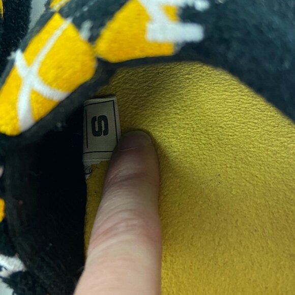 Pittsburg Penguins Slippers Ugly Sweater Comfortable Slip On Womens 9 to 10 - Picture 10 of 11